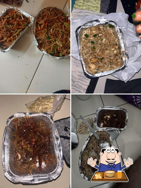 Food at Mr. Noodles