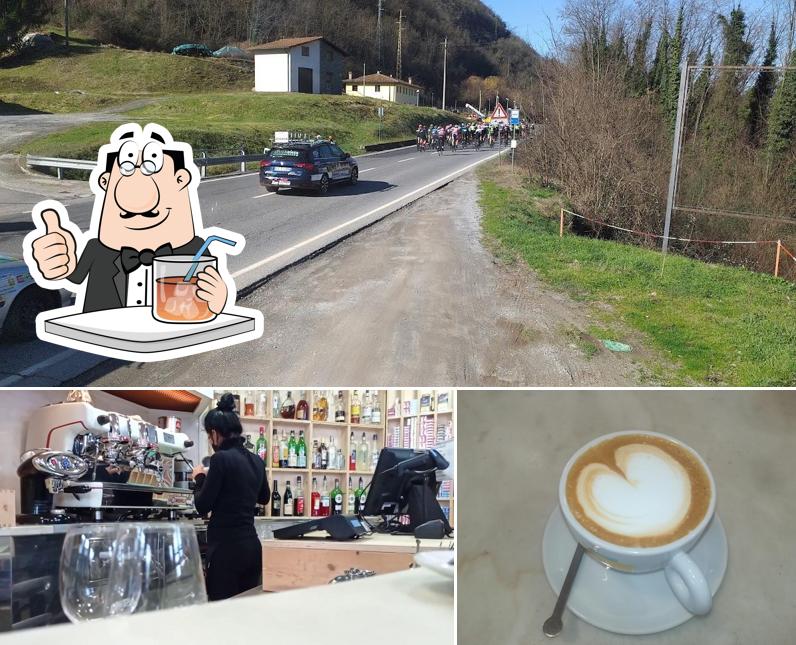 Tra le varie cose da Bar Aquilone Di Gambogi Silvia si possono trovare la bevanda e esterno