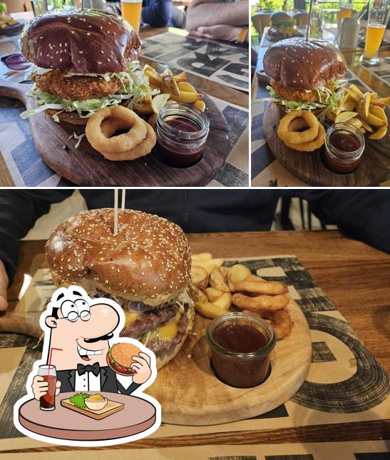 Prenditi un hamburger a Paulaner Grill&Pizza Bar Zaprešić