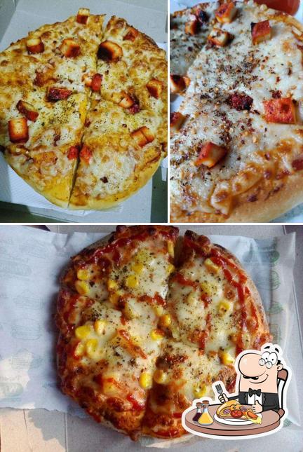 Order pizza at WTF Cafeteria