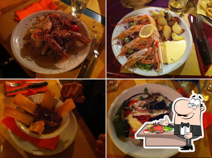 I clienti di Il Fischietto possono ordinare diversi prodotti di cucina di mare