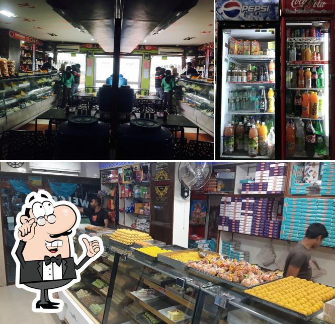 Check out how Mangiram bikaner sweets looks inside