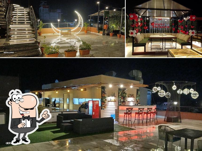 The interior of Sunfire - Rooftop Restaurant and Banquet