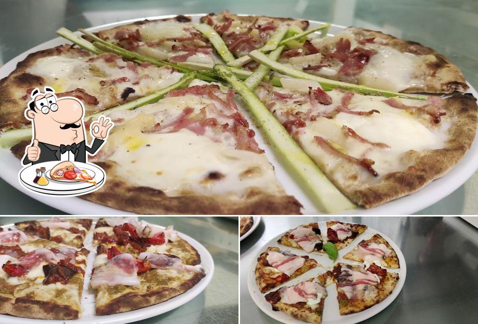 Prova una pizza a Da Riki pizzeria Feriole