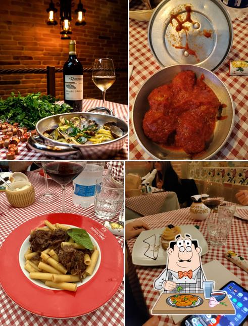 Alette di pollo al La Locanda del Monacone. Napoli, Rione Sanità