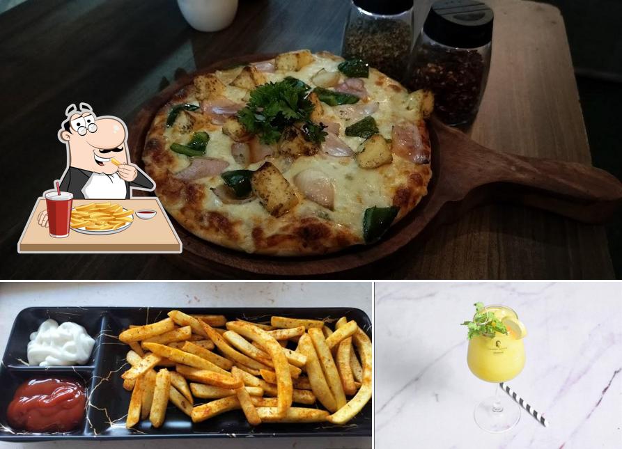 French fries at Red Cinnamon Cafe