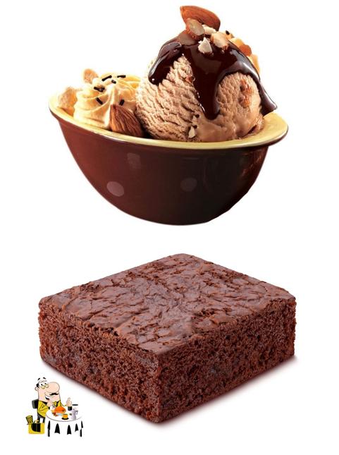 Chocolate mousse at Baskin Robbins - Ice Cream Desserts