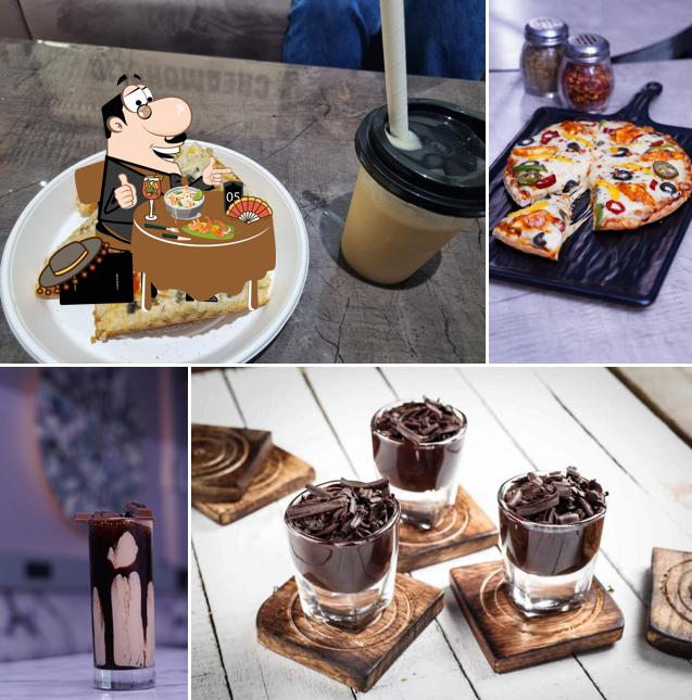 Chocolate mousse at Creamoholic Cafe