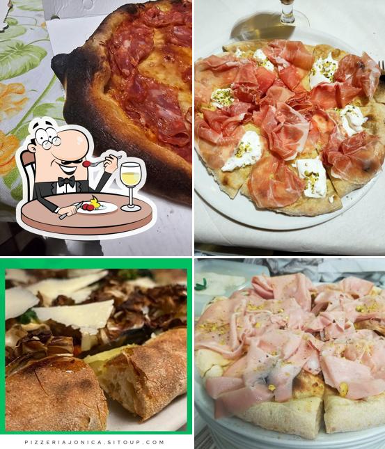 Cibo al Pizzeria Paposceria Jonica