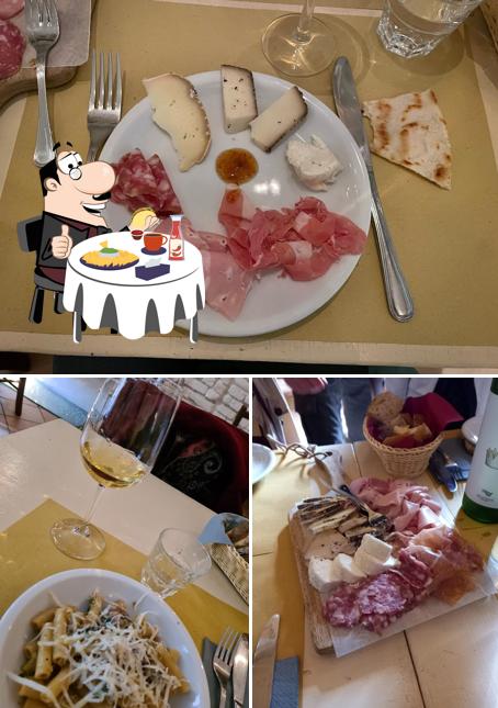 Piatto di formaggi al Ecosteria Corte Manlio