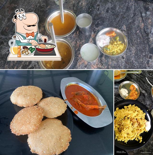 Fried rice at Fish land