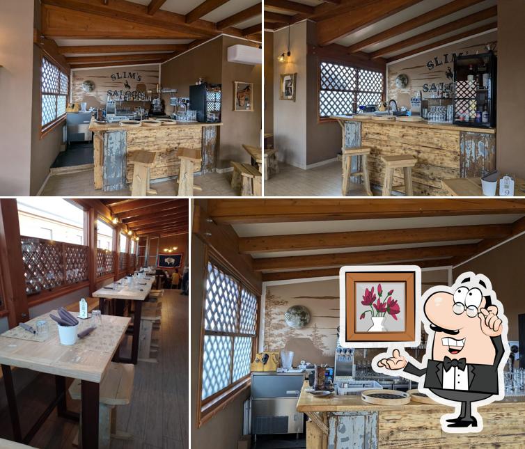 Dai un'occhiata agli interni di Slim Pickins American Fusion Restaurant