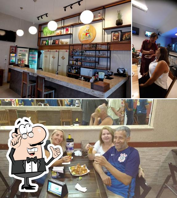 Veja imagens do interior do Bar do Peixoto