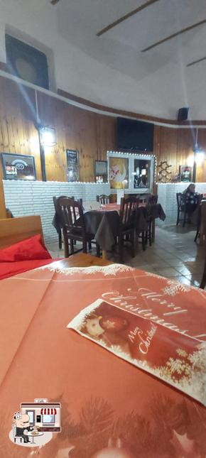 Goditi la vista dagli esterni di Pizzeria Il Vecchio Frantoio