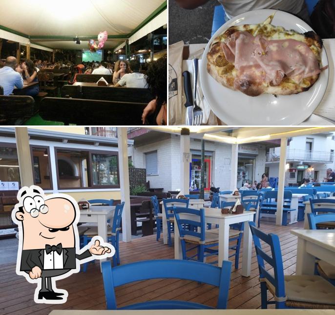 Birreria Pizzeria 10bis si caratterizza per la interni e cibo