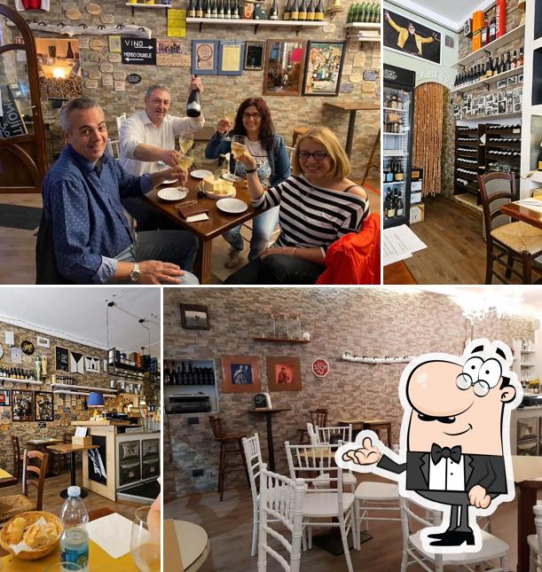 Siediti a un tavolo di Osteria La Brusca