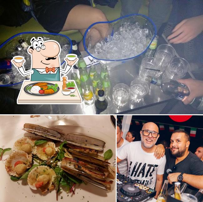 Nolita Living Club si caratterizza per la cibo e birra