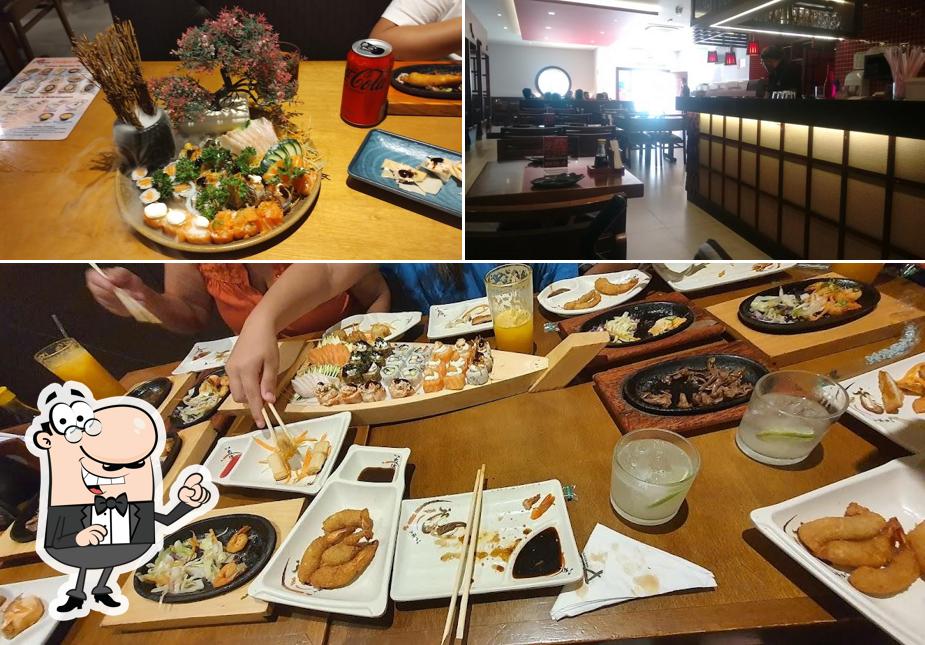 O interior do Azumy Sushi Bar