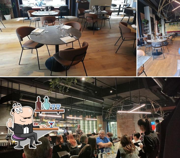 Siediti a un tavolo di Guarini