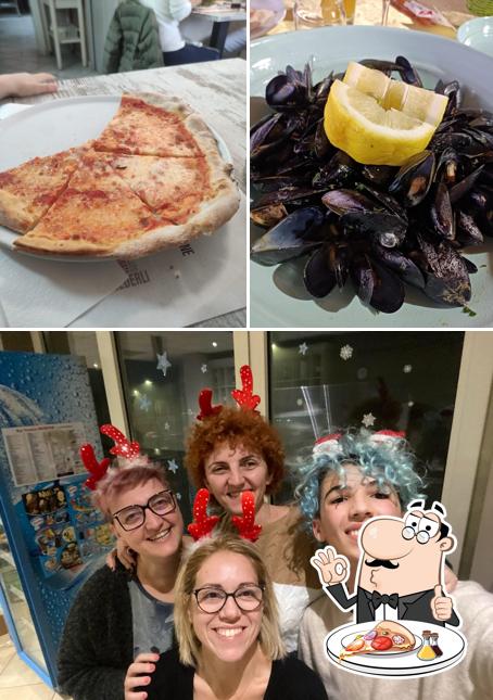 Scegli una pizza a Ristorante Pizzeria Aurora