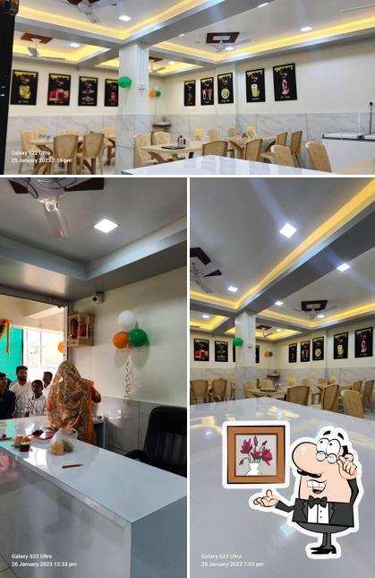 The interior of Savliya Paunhaji & Restaurant