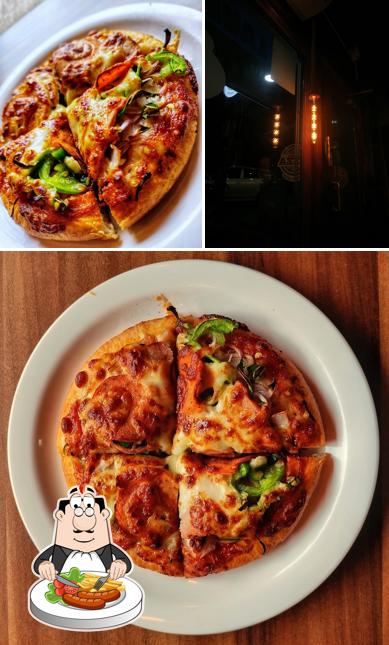 Food at Kediyoor's Pan Pizza