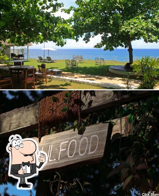 Look at this image of Soul Food Cafe