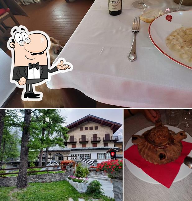 Siediti a un tavolo di La Clotze