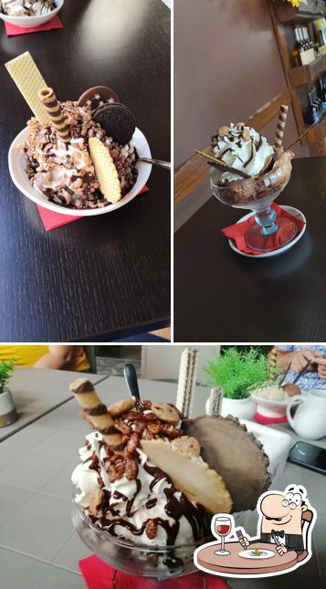 Gelato al Mokita Caffetteria Gelateria Artigianale Cocktail Bar