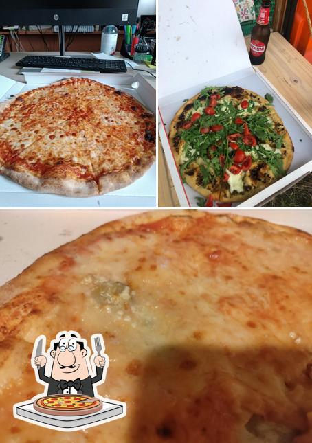 Scegli tra le svariate varianti di pizza