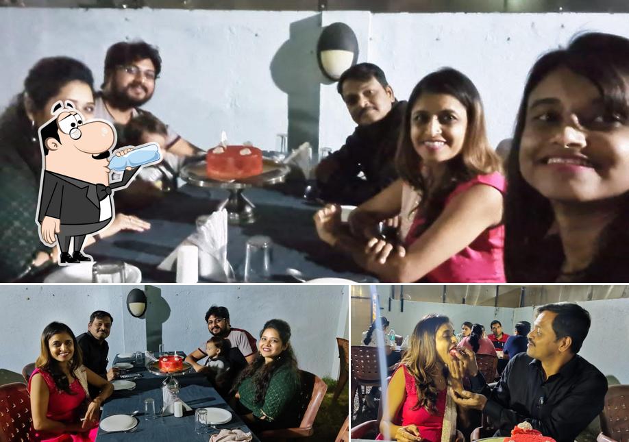 The image of drink and food at Hotel Gaurav