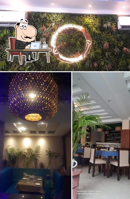 Check out how Oasis cafe looks inside