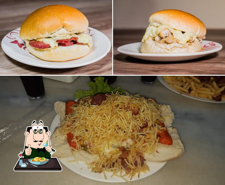 Platos en Ed Lanches