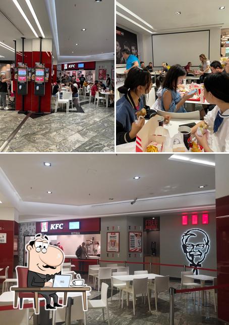 Gli interni di KFC
