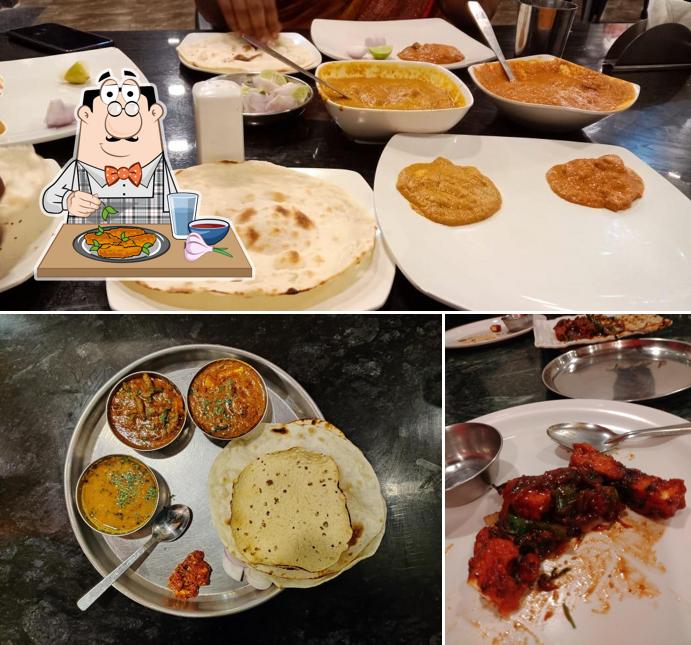 Chicken wings at Hotel Mansi & Lodge