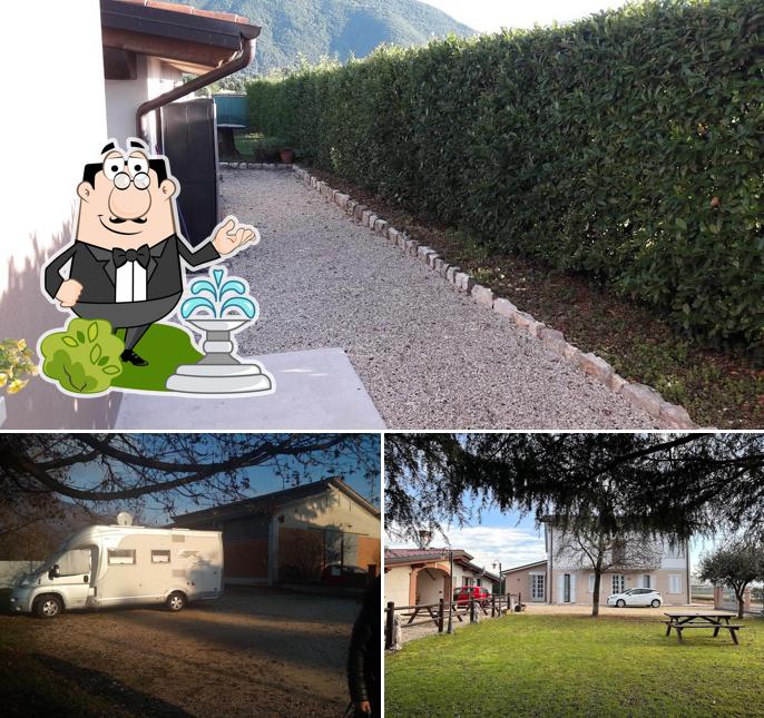 Goditi la vista dall'area esterna di Agriturismo "da Mea"