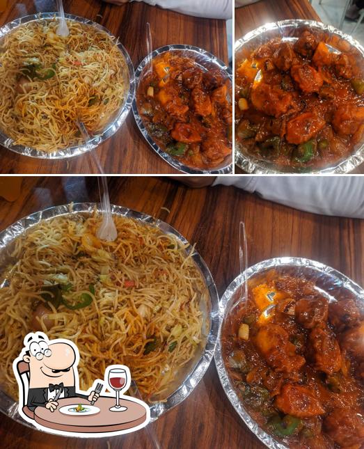 Food at Tandoor & Curry Hut