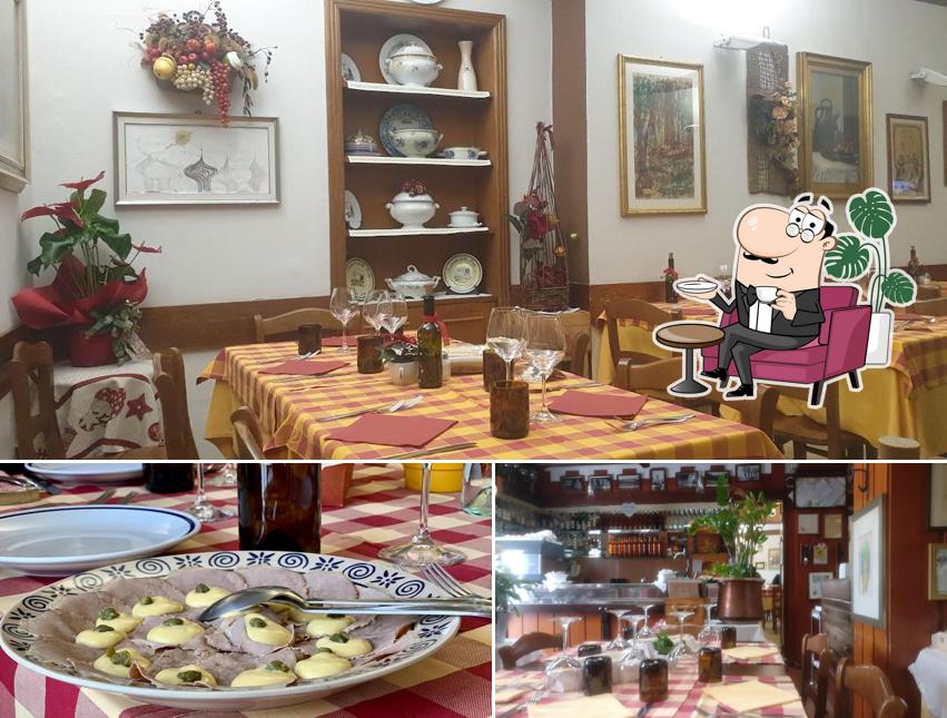 La immagine di interni e cibo da Trattoria della Posta Torino