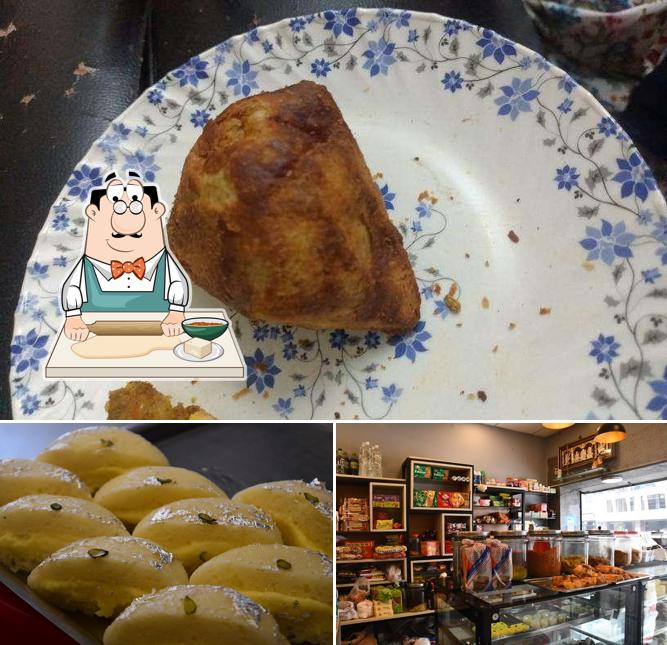 Samosa at New Delhi Tiffany's