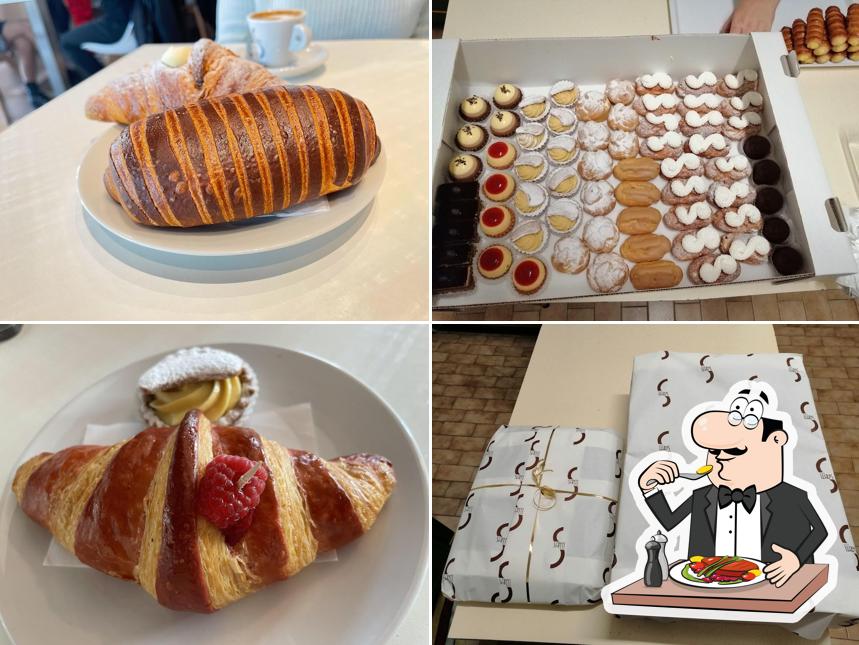 Platti al Pasticceria Santi Srl