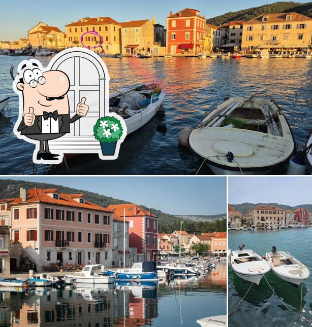 Guarda gli esterni di Ancora Faros