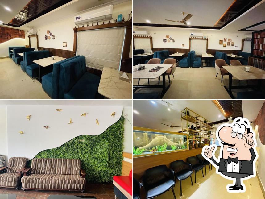 Check out how THE JPARK RESTAURANT looks inside