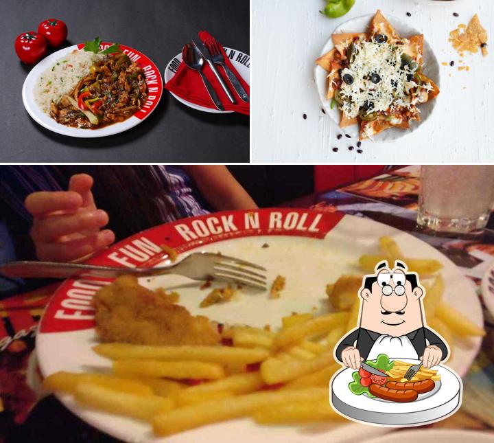 Meals at TOMATO'S