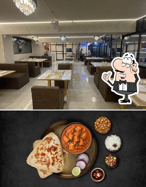 Check out how Damruwala Best Family Restaurant Geeta Bhawan Food Best Restaurants of Indore Best Chinese Food looks inside