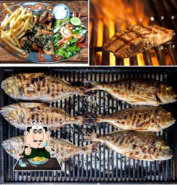 Meals at Sea Dragon - the seafood specialists, Restaurant in Morjim