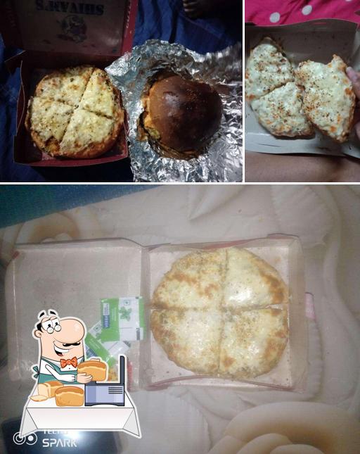 Garlic bread at Shivam's Pizza