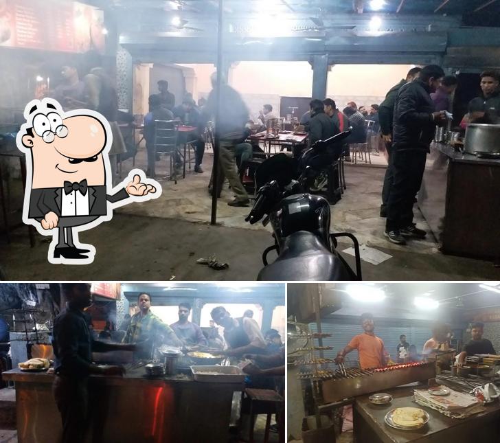 The photo of Zayka Chicken point’s interior and food