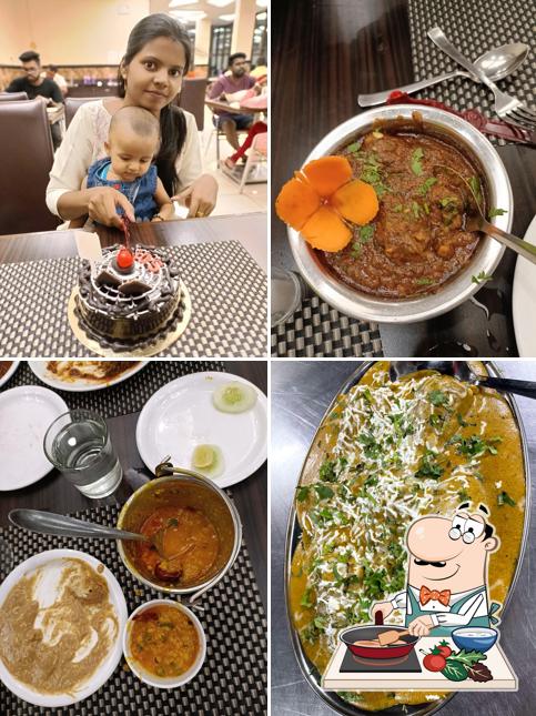 Chicken curry at Shree Kastoori Restaurant