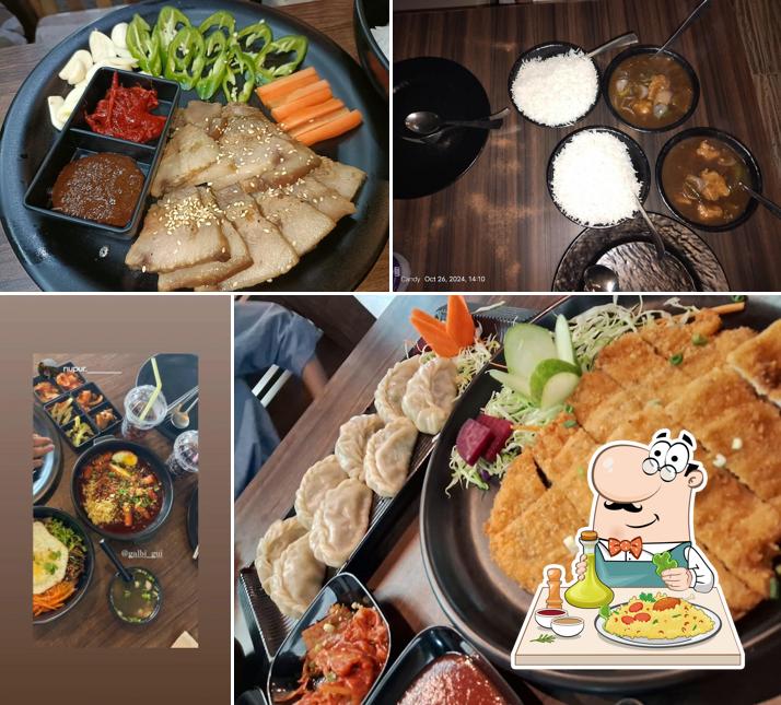 Food at Galbi-Gui
