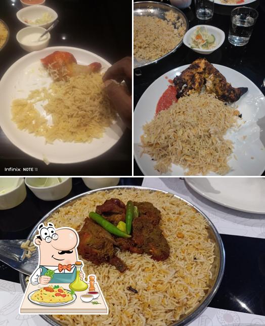 Meals at Al Razi Restaurant, kuzhimandhi